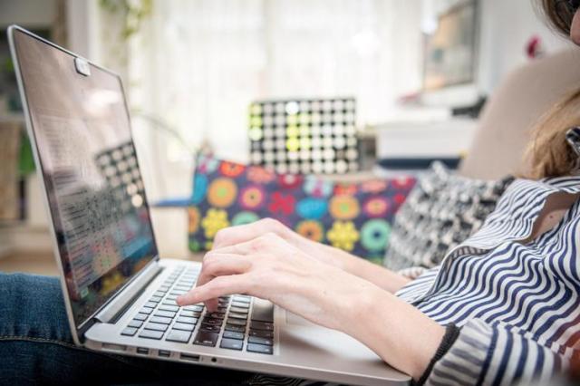 "Phica", trovato gestore del forum porno: &egrave; Vittorio Vitiello, 45enne di Firenze, s'indaga per violazione privacy, diffamazione e estorsione