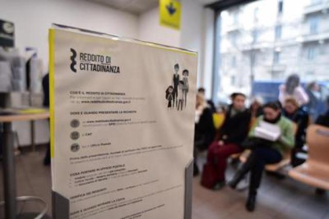 Consulenti lavoro: "Reddito di cittadinanza ha funzionato solo a met&agrave;, seconda fase mai partita"