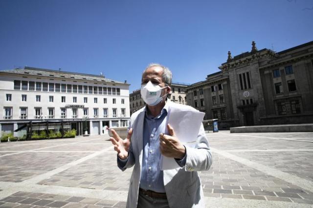 Crisanti: "Con Green Pass non siamo sicuri"