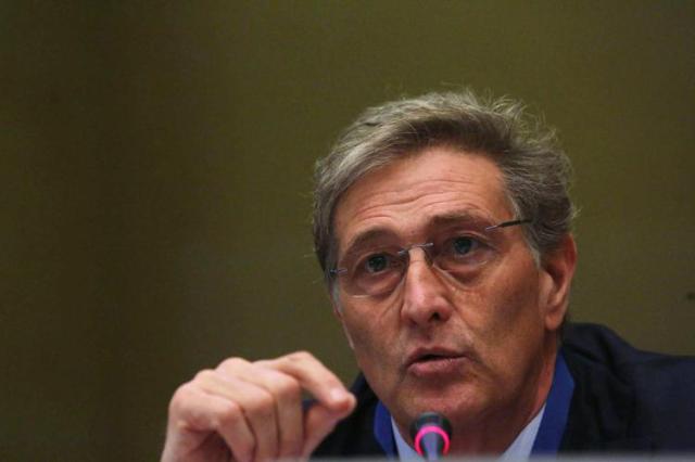 Covid, Rasi: "Basta quarantene, cercare la causa dei tanti morti in Italia rispetto resto d'Europa"