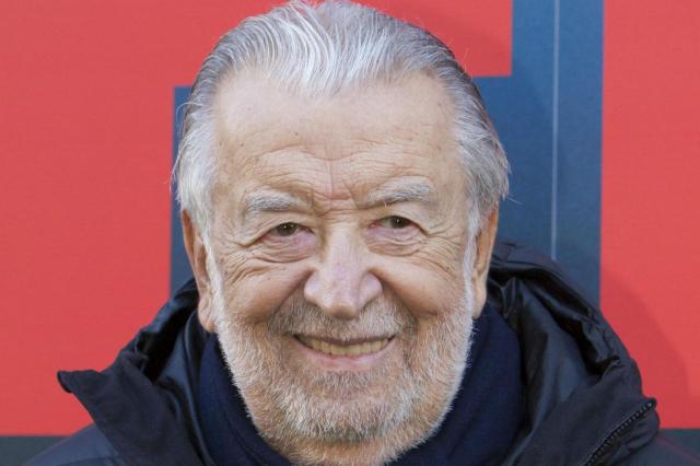 Pupi Avati al vetriolo contro Bologna: "Odio questa citt&agrave;". Poche persone al funerale dell'amico Gianni Cavina