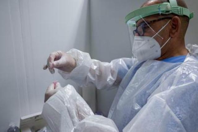 Covid: Ecdc, casi Omicron confermati salgono a 1.686, in Italia 27