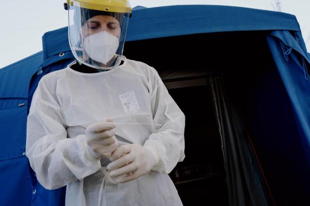 Covid oggi Italia, 180.426 contagi e 308 morti: bollettino 15 gennaio