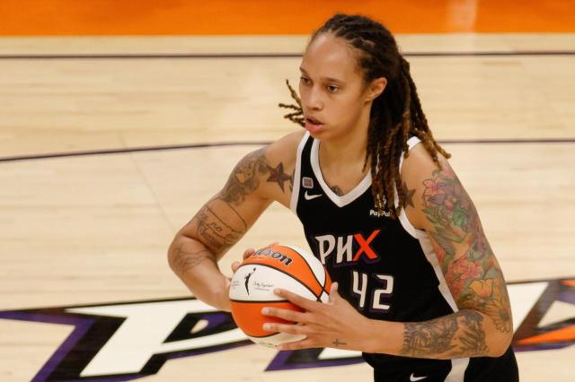 Brittney Griner, chi &egrave; la stella del basket Usa e icona gay liberata dalla Russia