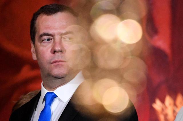 Elezioni, Medvedev ai cittadini europei: "Alle urne punite i vostri politici"