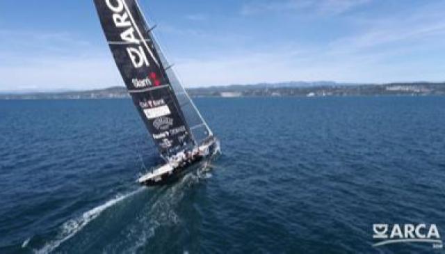 Arca SRG, al via la stagione di regate 2024 per il Maxi 100 italiano Arca SGR del Fast and Furio Sailing Team 