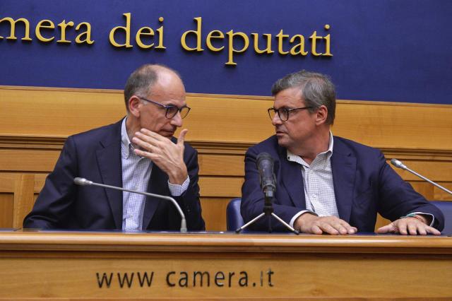 Elezioni politiche 2022, dubbi di Si e Verdi su patto Pd-Azione: alleanza a rischio?