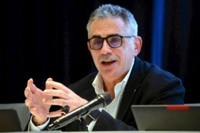 Covid, Pregliasco: "Studi su antinfiammatori ancora insufficienti. Covid? Aspettiamoci ondate pi&ugrave; lievi"