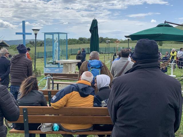 Roma, indagata per truffa la veggente di Trevignano Gisella Cardia, dopo denuncia di uomo che aveva donato 123mila &euro; all'associazione