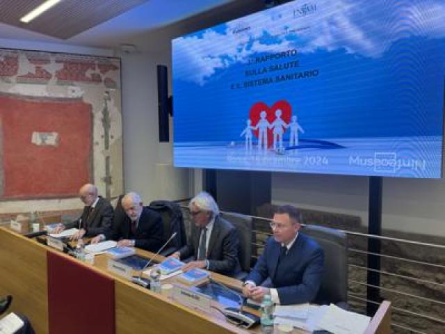 Sanit&agrave;, per medici e infermieri italiani -22% reddito rispetto a Paesi Ocse