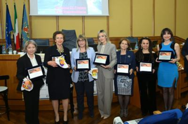 Premio 'Il giorno dopo: Donna tutto l&rsquo;anno' 2026, assegnati riconoscimenti