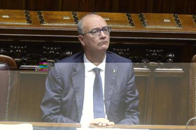 Scuola, Valditara: "Ottime probabilit&agrave; chiusura rapida terzo contratto"