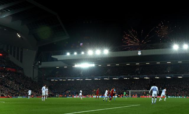 Premier League sospesa per la morte della Regina Elisabetta: rinviata la 7 giornata