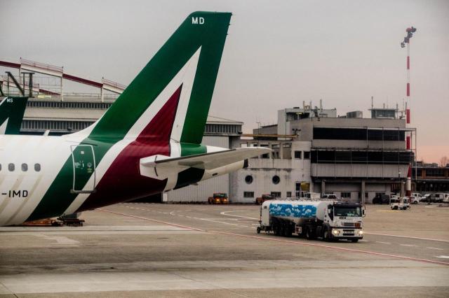Alitalia, i ministri: "Positivo l'incontro con il commissario Vestager"