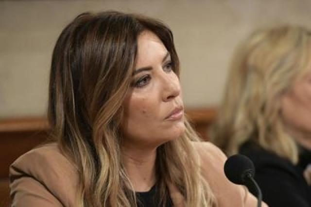 Selvaggia Lucarelli&nbsp;contro Fedez: "Ferragni si &egrave; fatta rubare la scena. Lui bambino viziato"