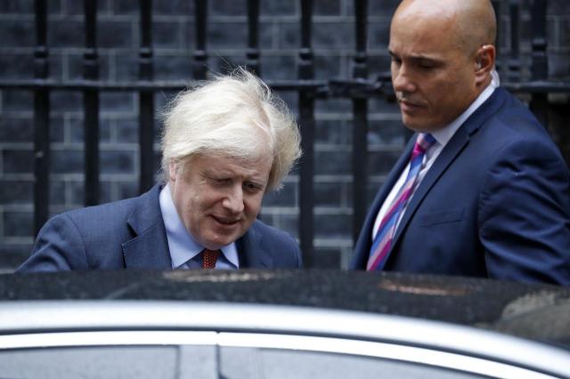 Boris Johnson, dimissioni dell'ex Primo Ministro dopo il report sullo scandalo Partygate. Aveva organizzato feste durante il lockdown
