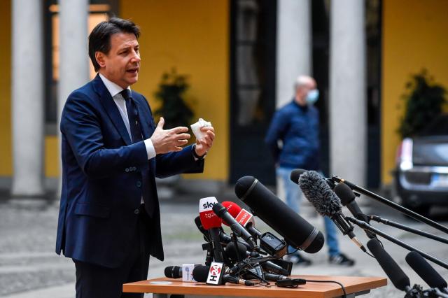 Decreto met&agrave; gennaio 2021, quando parla Conte in conferenza per le nuove misure
