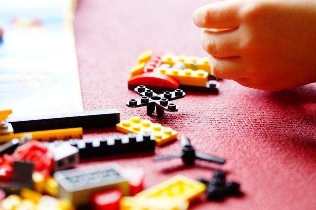 LEGO Group e National Geographic invitano i bambini a trovare soluzioni creative ai problemi ambientali del pianeta
