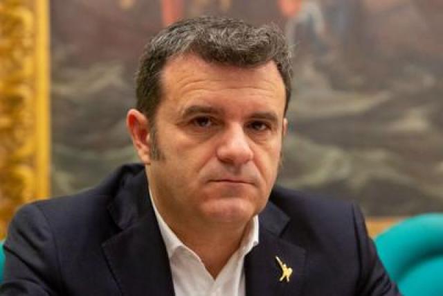 Riaperture, Centinaio: "Se non apriamo tutto entro il 15 abbiamo fatto peggio di Conte"