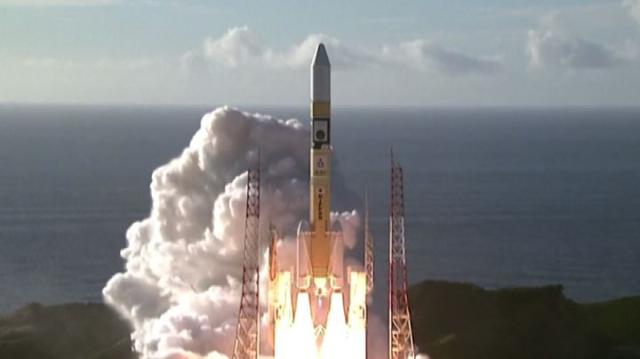 Razzo cinese, frammenti in caduta verso la Terra: ecco quando e chi potrebbero colpire