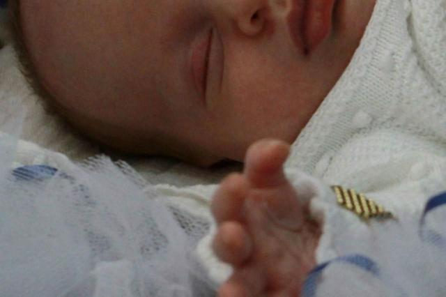 Enea, trovata una famiglia per il bimbo abbandonato alla Culla per la Vita del Mangiagalli