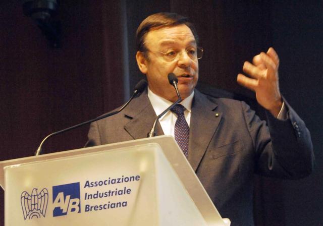 Confindustria, Bonometti: 'Chiediamo di rivedere i contratti di lavoro'