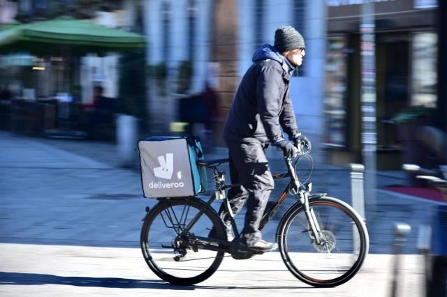 La Gig economy sta distruggendo il valore della ristorazione, a cominciare dal piccolo imprenditore, le cui sofferenze sono invisibili