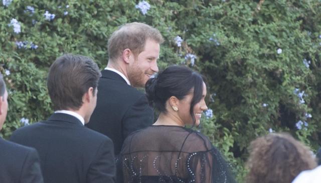 Harry e Meghan, dal primo appuntamento al baby shower di Archie omaggi di oltre 4,5 milioni di dollari