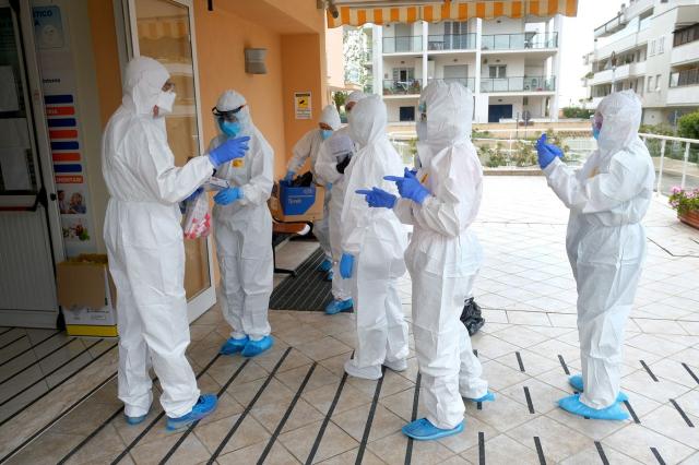 Roma, 5 anziani trovati morti in una Rsa