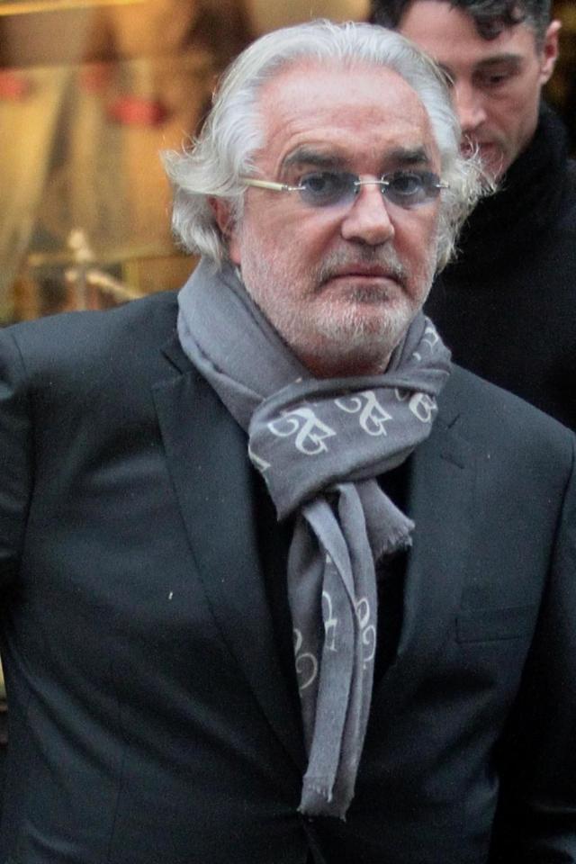 Coronavirus, 6 positivi al Billionaire: 50 persone in auto-isolamento