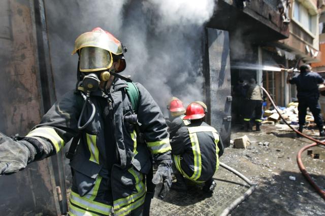 Beirut, scontri fra dimostranti e forze dell'ordine: polizia usa gas lacrimogeni