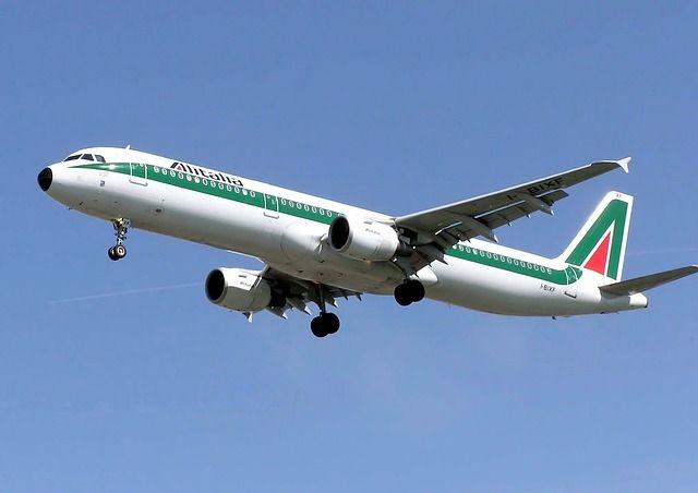 Alitalia, De Micheli: 'Decreto pronto, questione di giorni'