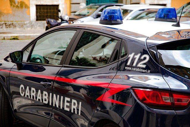 Roma, fidanzati aggrediti e rincorsi con ascia in via Cassia da cittadino Sri Lanka di 43 anni: "V'ammazzo!", arrestato per tentato omicidio 