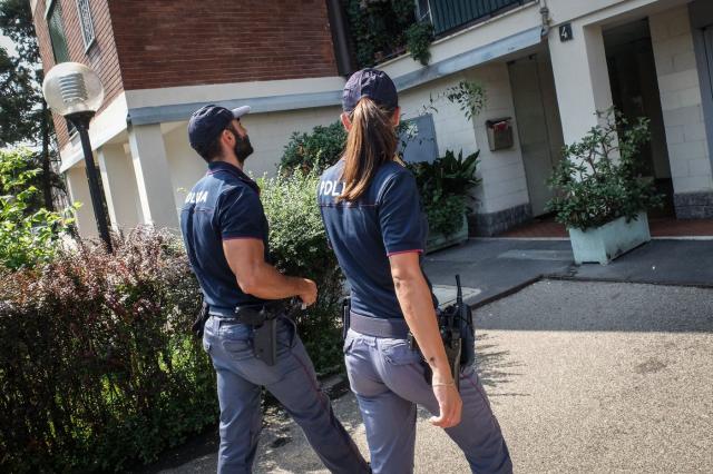 Donna di 46 anni picchiata e ferita dal compagno: 29enne pakistano in manette