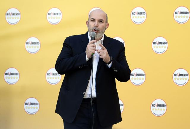 M5s, espulso deputato Rizzone: uno dei 'furbetti del bonus'