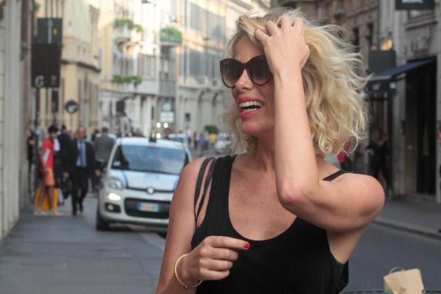 Alessia Marcuzzi a Verissimo rompe il silenzio sulla storia con De Martino: 'Mi ha fatto male...'