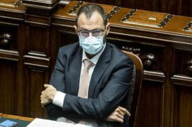 Fisco, Patuanelli: 'Prolungare superbonus e fare testo organico'