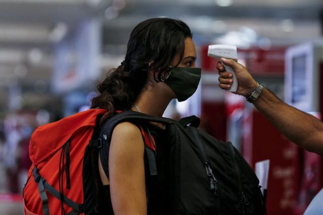 Coronavirus e restrizioni spaventano le Borse, Piazza Affari crolla