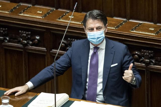 Maggioranza in crisi, terremoto nel Governo: 'Conte valuti se i ministri sono adeguati alle esigenze'