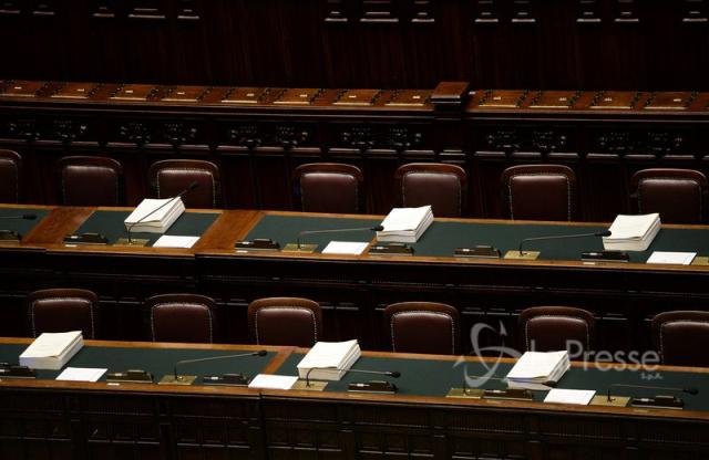 Pensioni 2021 novit&agrave;,  APE sociale e Opzione donna proroga, chi pu&ograve; richiederle, requisiti. NEWS