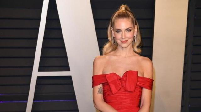 Chiara Ferragni, Eleonora Daniele la attacca in diretta: 'Dovrebbe essere esempio di virt&ugrave;, ma...'