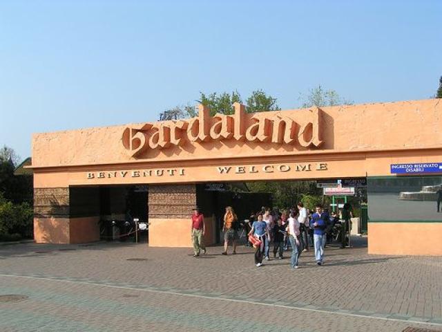 Partnership Gardaland ed Enel X:  al Parco arrivano i primi 8 punti di ricarica per favorire la mobilit&agrave; sostenibile