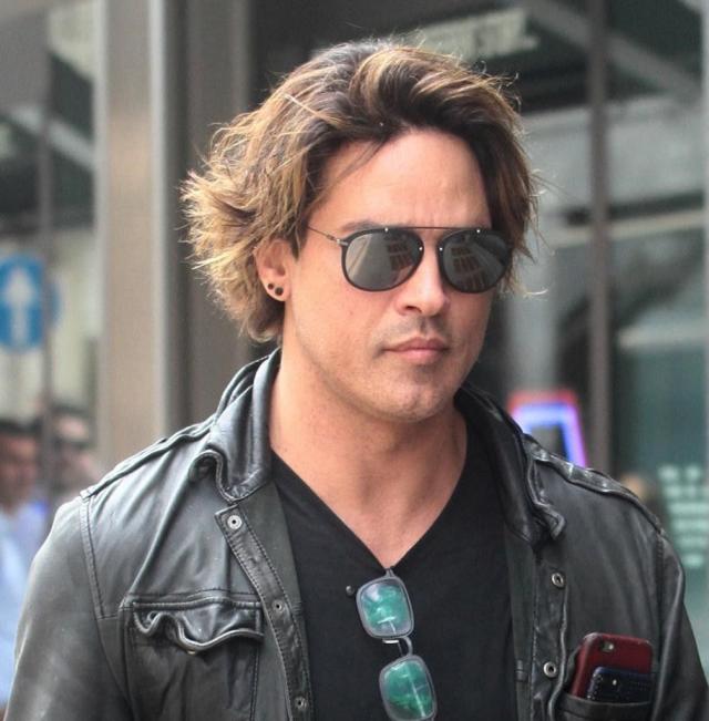 Anticipazioni Verissimo, Gabriel Garko rivela: 'Sono stato 11 anni con un ragazzo'