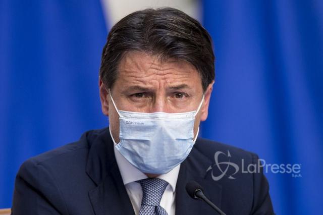 Sondaggi politici: Conte incoronato leader del M5s, supera Di Battista e Fico