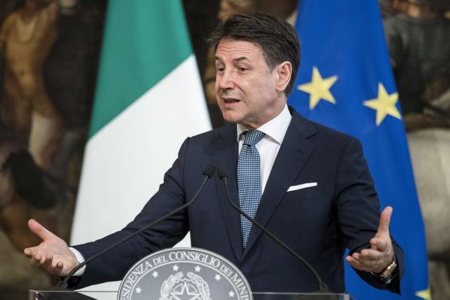 Conte, lo scontro sul controllo dell'intelligence si inasprisce