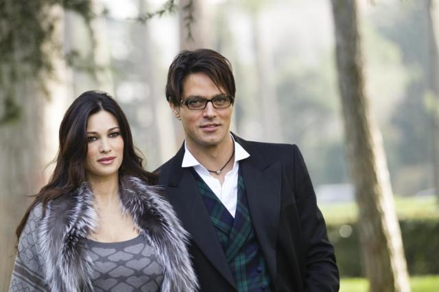 Live Non &egrave; la D'Urso, rivelazione shock di Lory del Santo: 'Manuela Arcuri mi ha detto che Garko a letto si...'