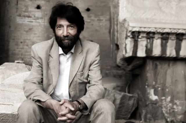 Coronavirus, Cacciari: 'I deputati si riducano lo stipendio'