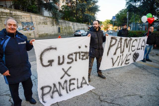 Omicidio Pamela Mastropietro, Oseghale in aula: attese dichiarazioni spontanee