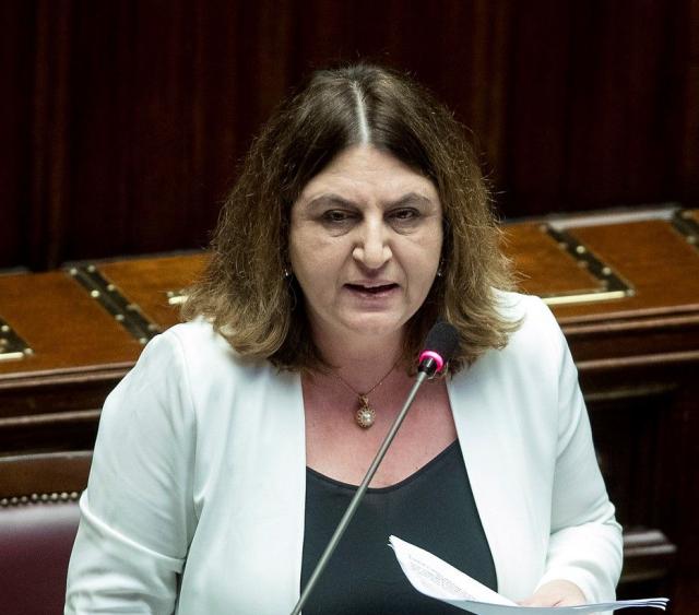 Covid, Catalfo: 'Pronti a dl Ristori ter anche con scostamento'