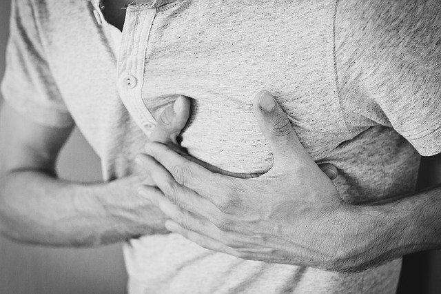 Problemi cardiaci: cosa mangiare e cosa fare per ridurli o prevenirli